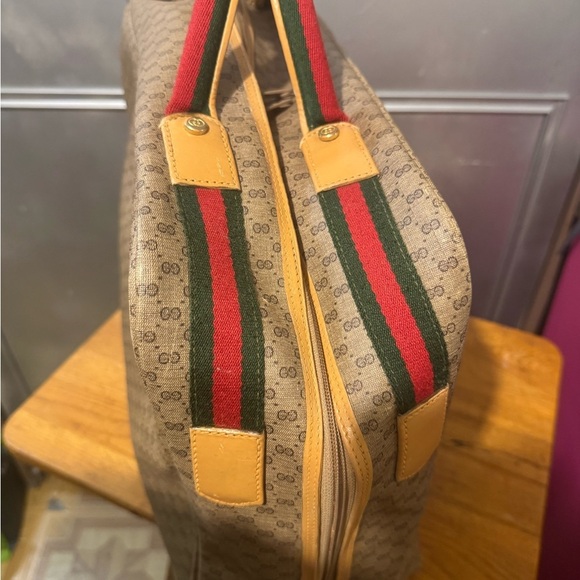 Gucci Brown Monogram travel bag - Picture 4 of 16
